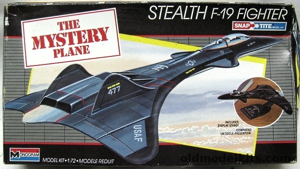 Monogram 1/72 Stealth F-19 Fighter, 1128 plastic model kit